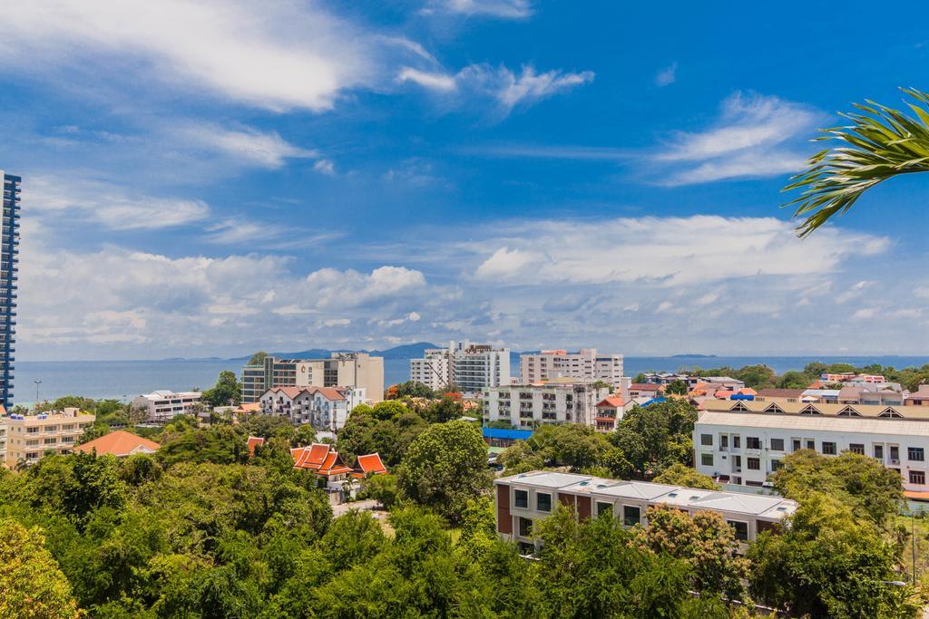 Laguna Bay 2 By Sunny