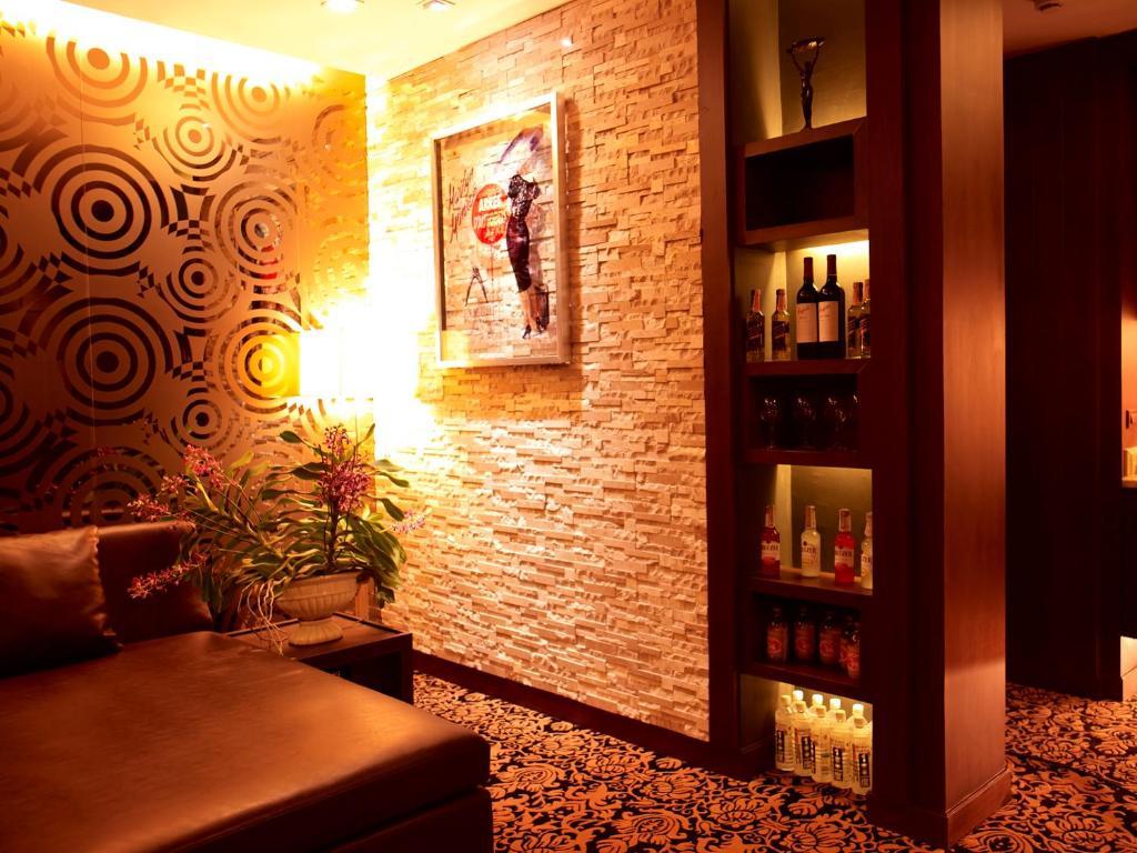 Hotel Maleewana & Ban Bang Muang (Nonthaburi)