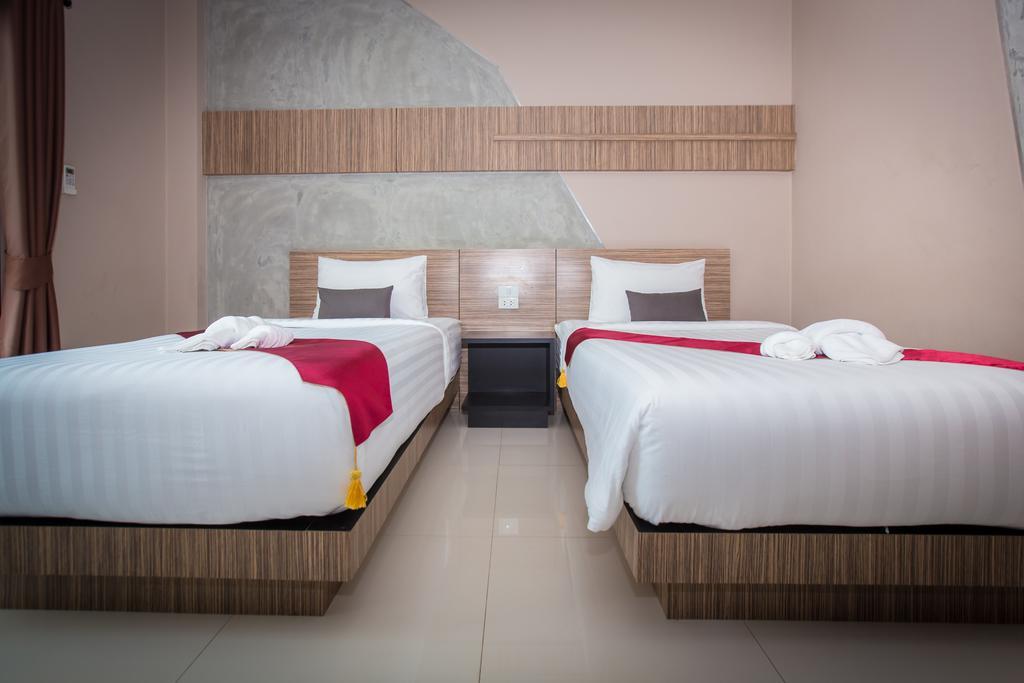 Hotel Ray Buriram