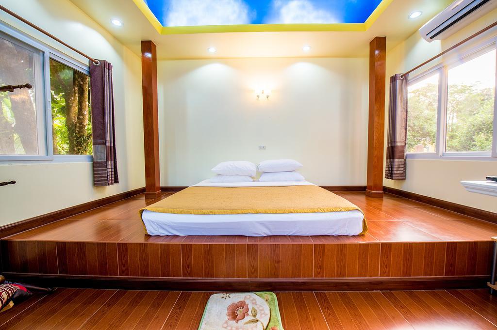 Resort Poomvarin Ban Wang Takhrai
