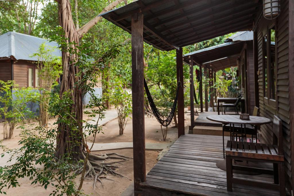 Resort Free House 2*
