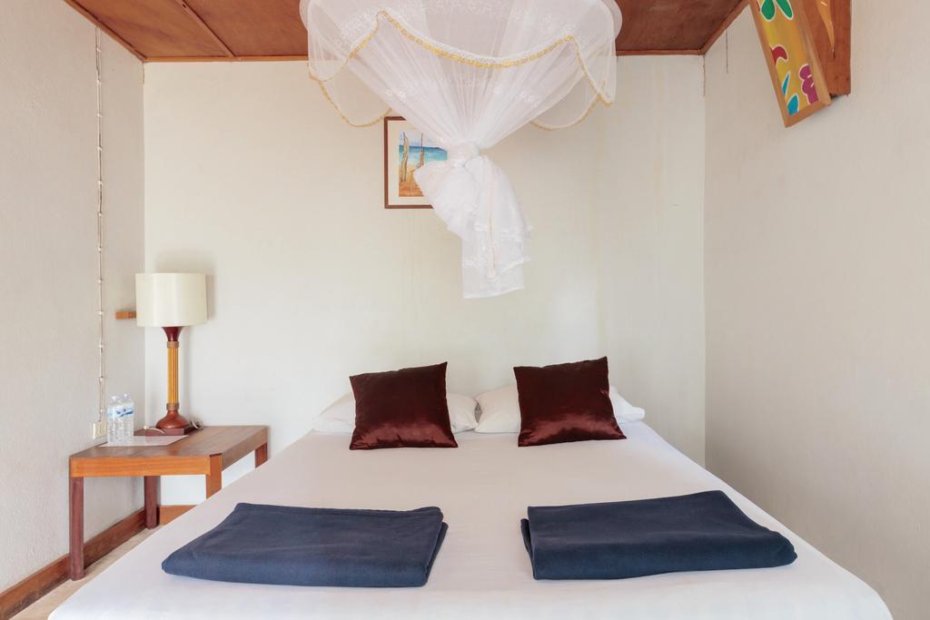 Resort Free House 2*