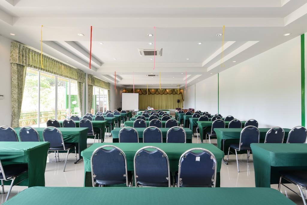 Resort Theerama 3*