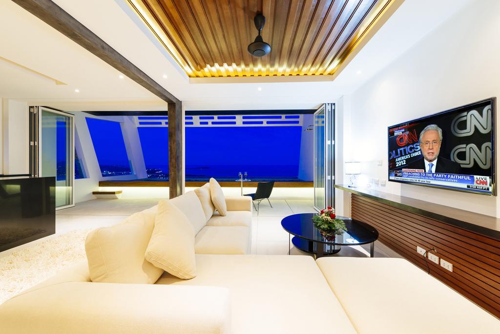 Aqua Samui Villa's