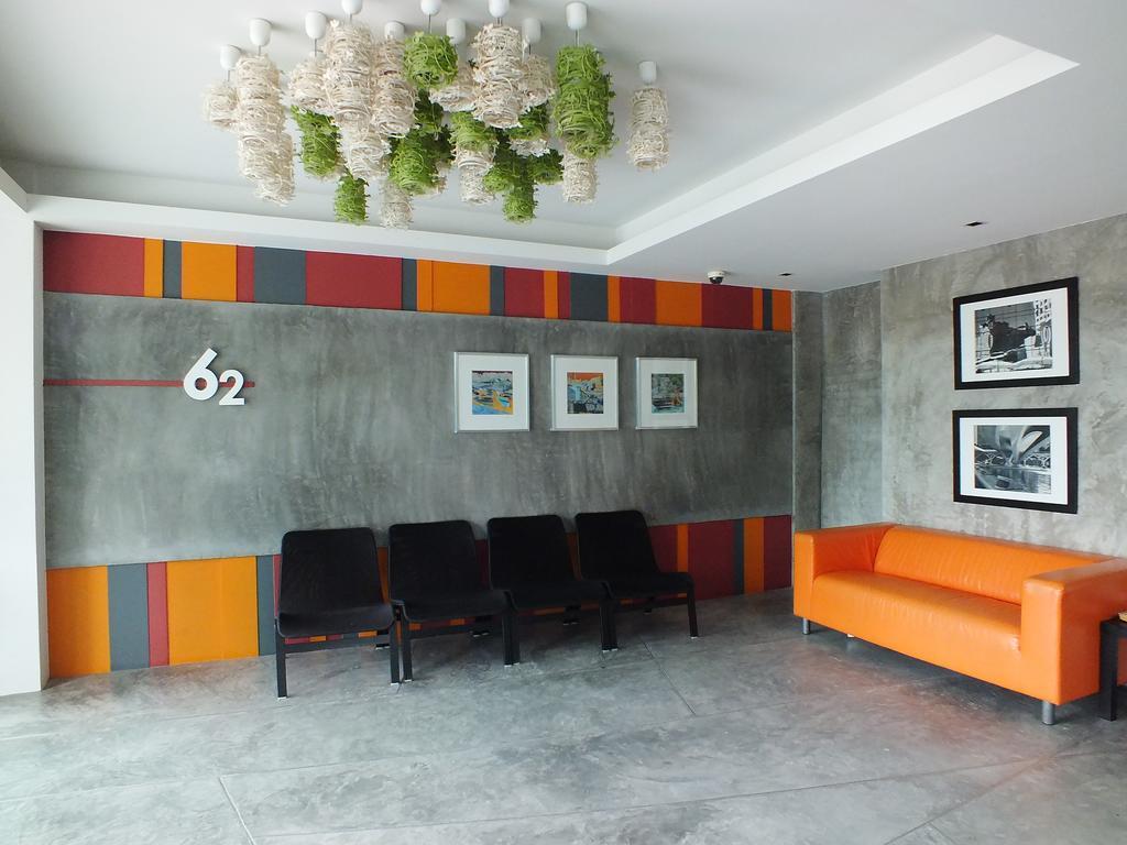 Hotel Hub De Leaf @