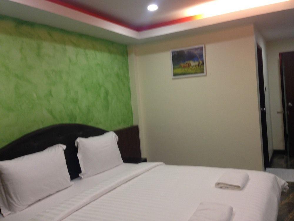 Hotel Meesuk Grand