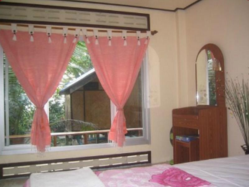 Resort Phayam Coconut