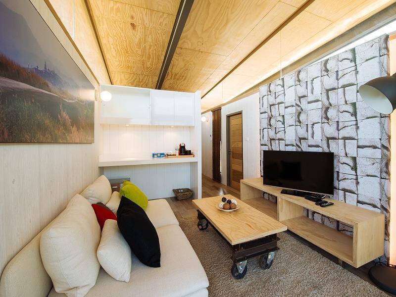 Hotel Pino Latte And Campson