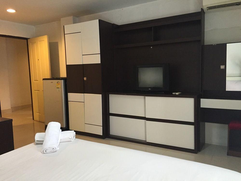 Hotel Bombay Magic 2