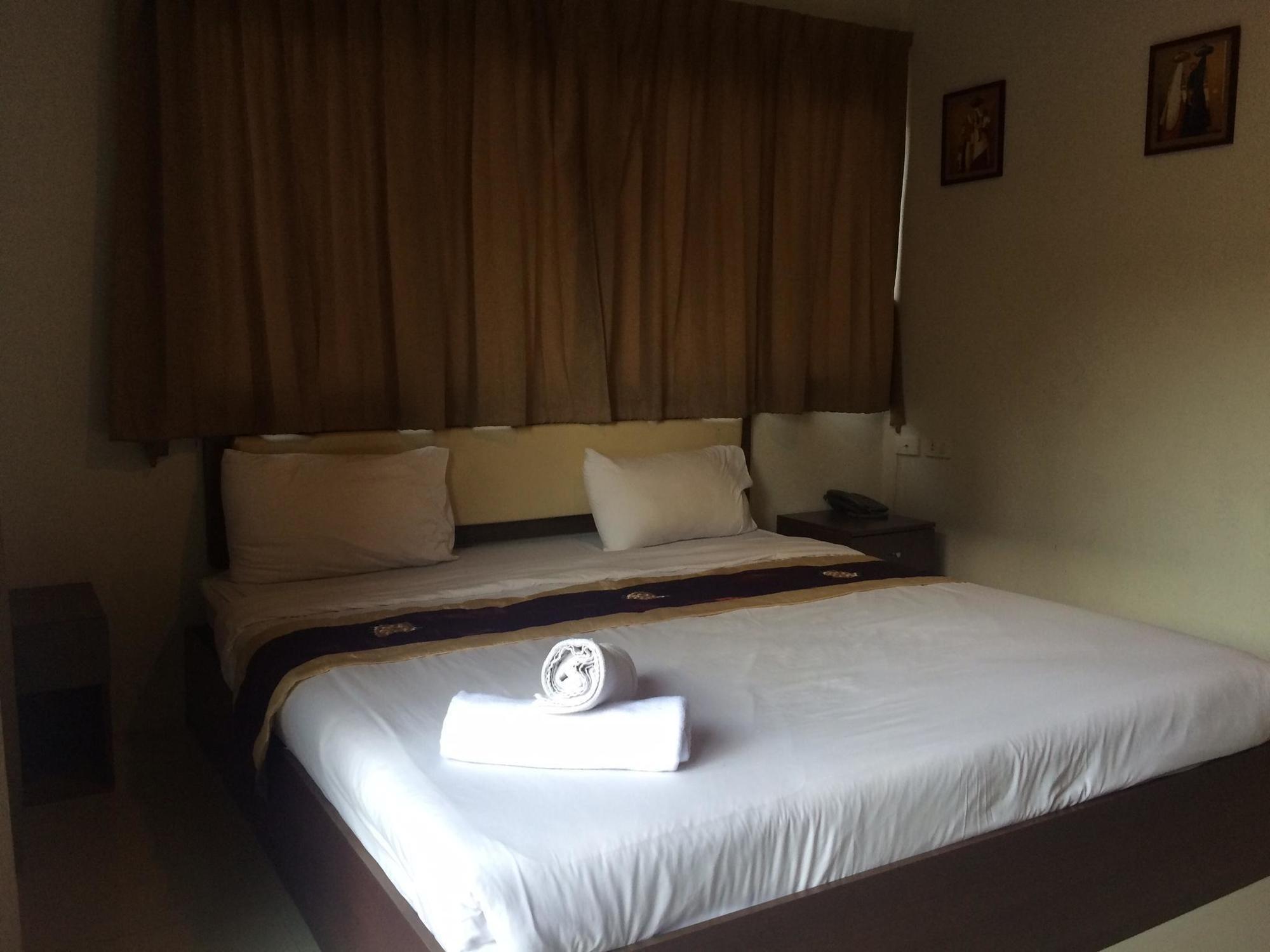 Hotel Bombay Magic 2