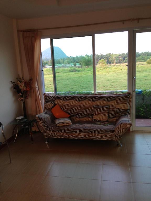 Siriburi Apartamento