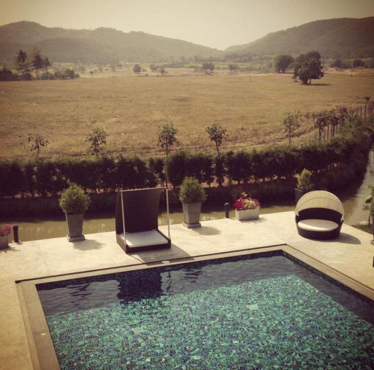 Sasima Moonlight Resort