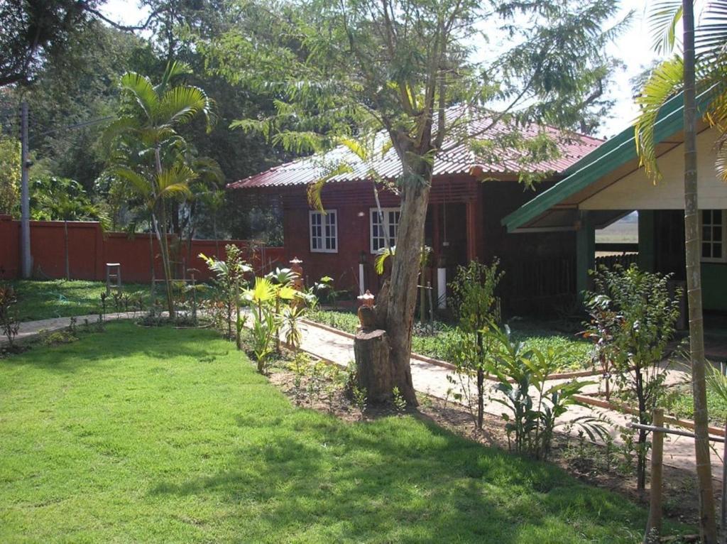 Tamarind Grand Resort 3*