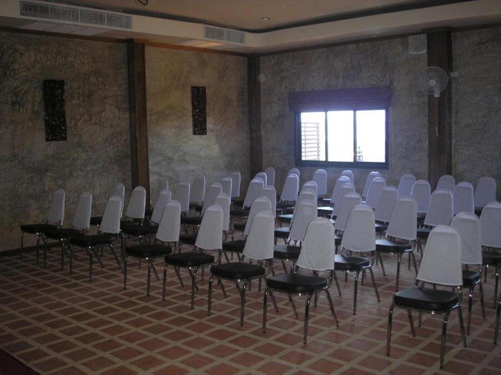 Tamarind Grand Resort