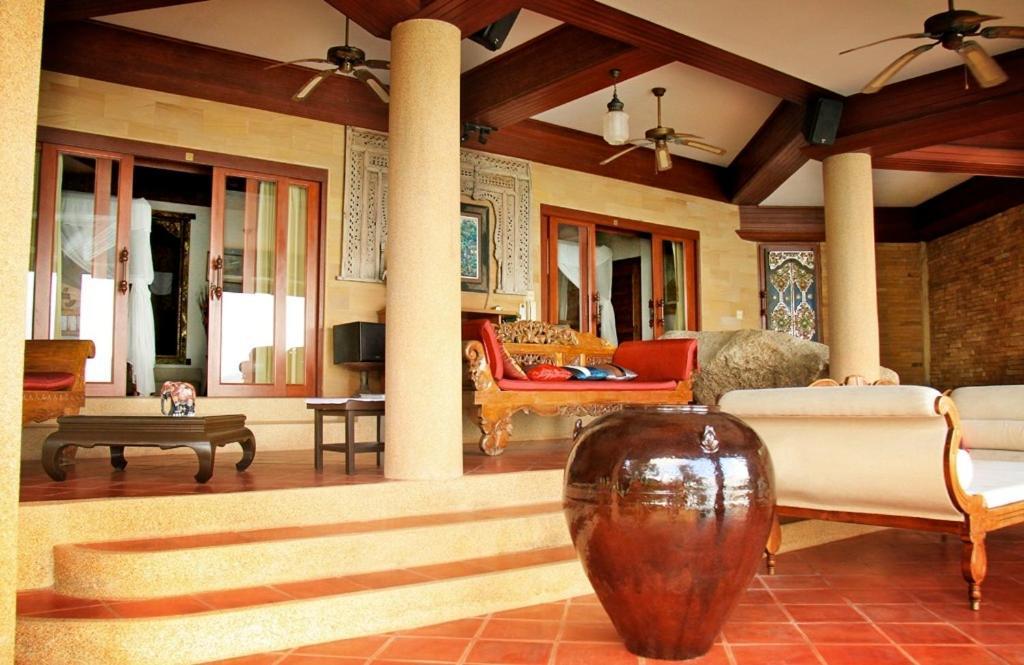 Ed Rock Villa Hotel 3*