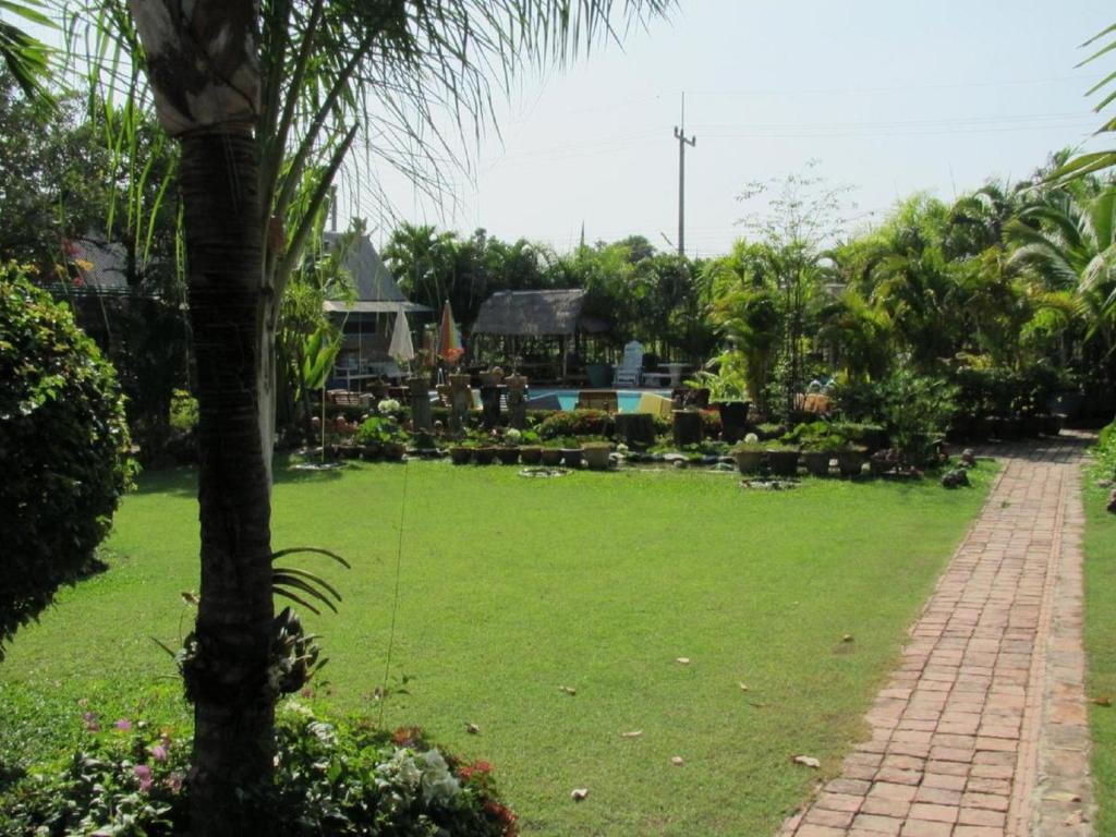 Resort Orchid Hibiscus Sukhothai