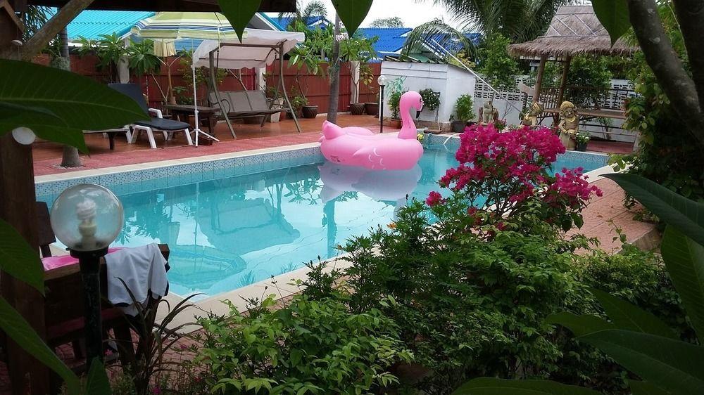 Apartment Penny's Ban Chang (Rayong)