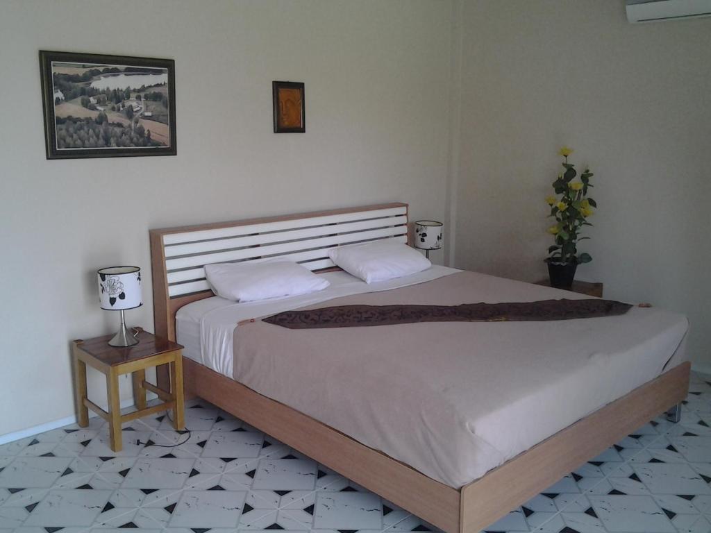 Hotel Moon River Ubon Ratchathani