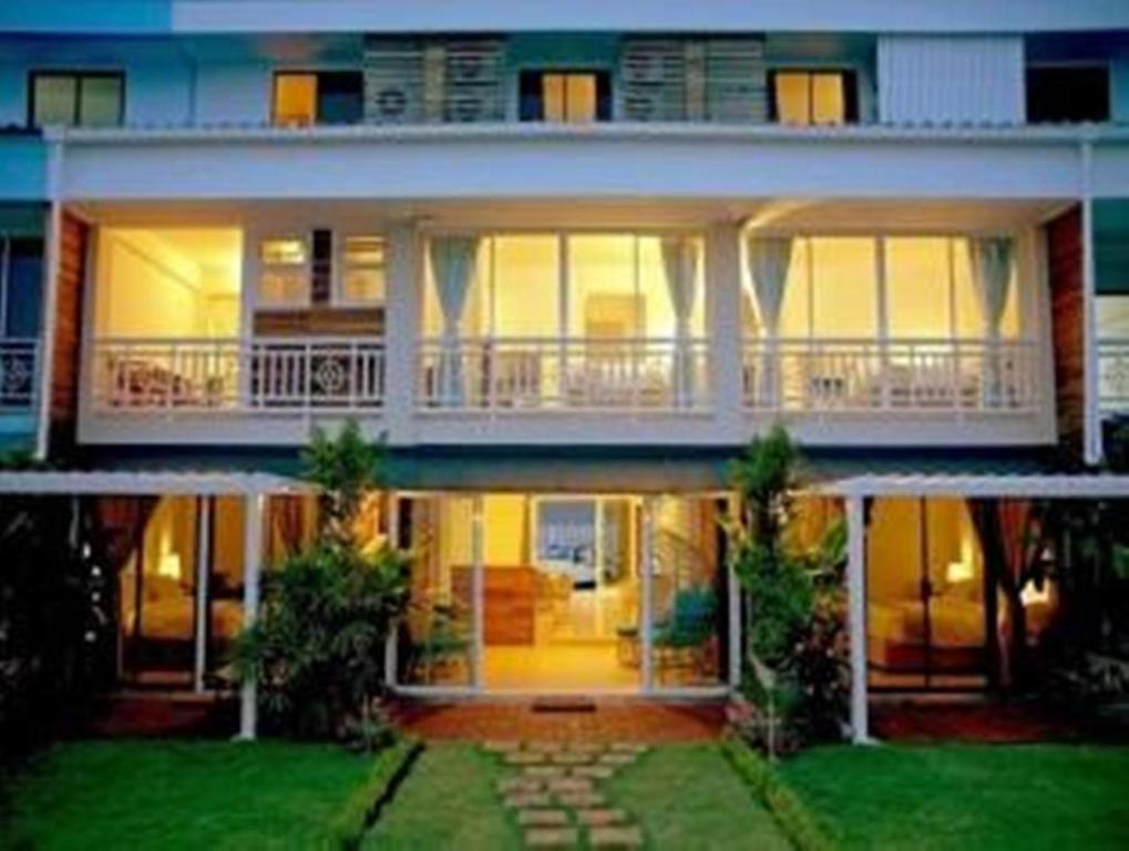 Baan By The Sea Apartment