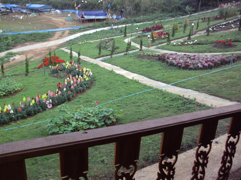 Phu Mok Dok Mai Wiang Kaen