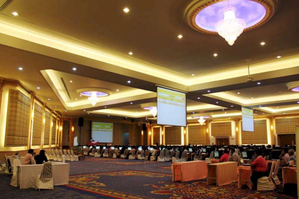 Hotel Thepnakorn