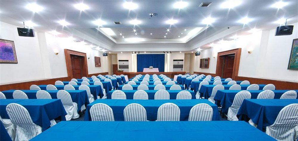 Hotel Lopburi Inn Hotel 3*