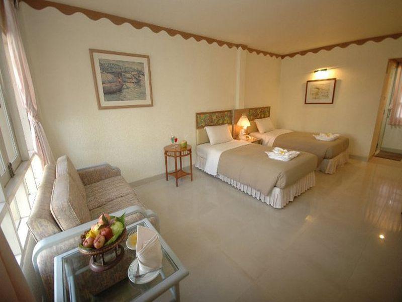 Lopburi Inn Hotel