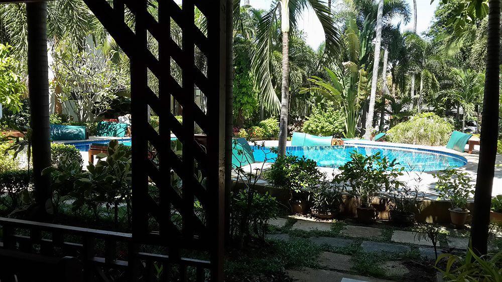 Guest house Rattana & 2*