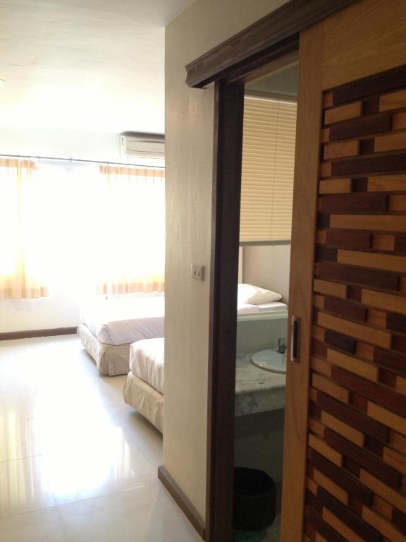 Hotel Phangan Chai 3*