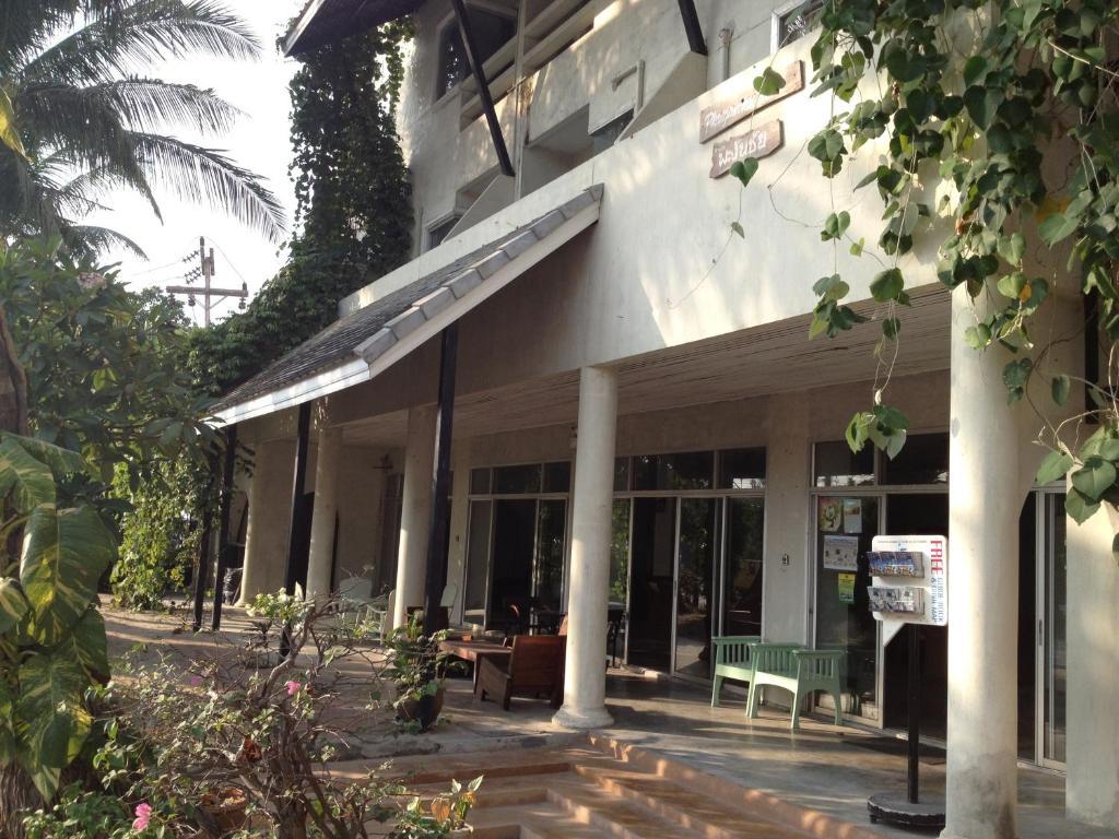 Hotel Phangan Chai 3*