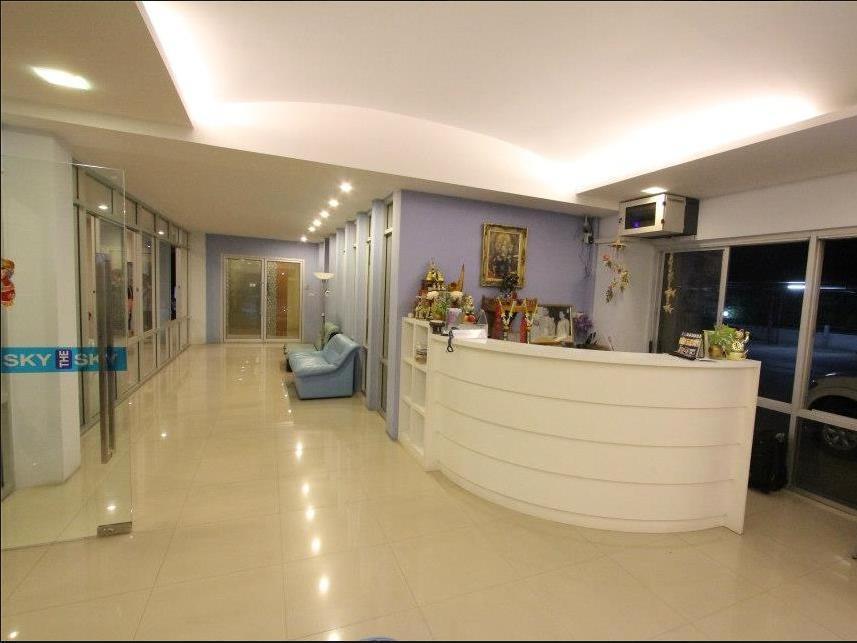 Apartment The Sky Chonburi