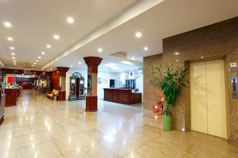 Palace Chumphon