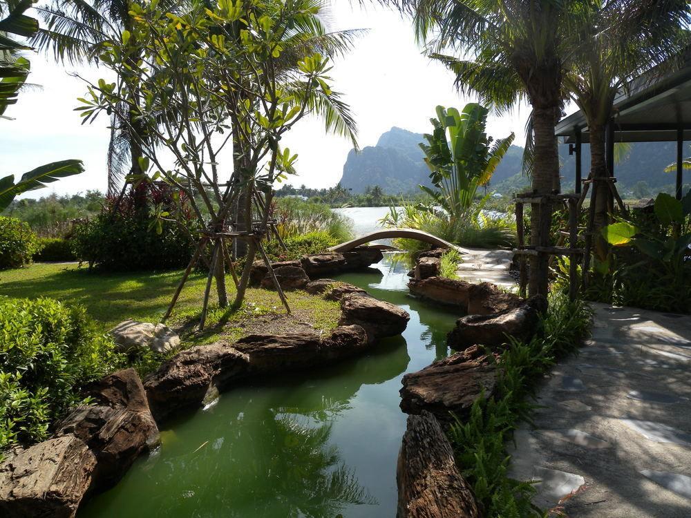 Resort Jurassic Mountain & Fishing Park 4*