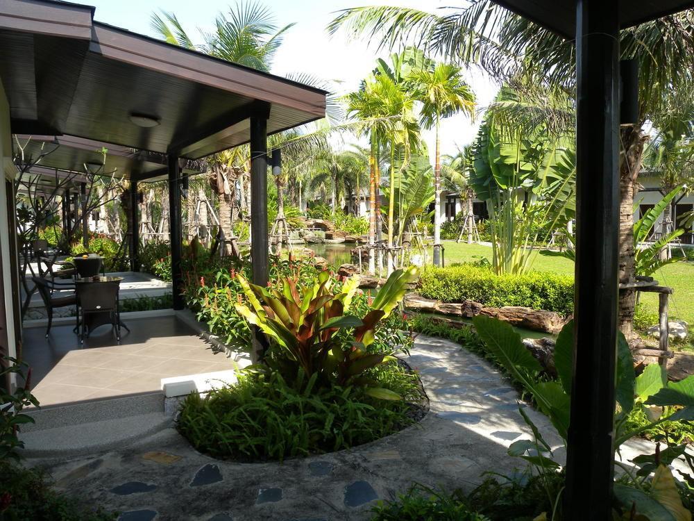Resort Jurassic Mountain & Fishing Park Cha-Am