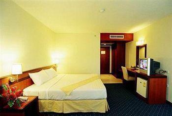 Hatyai Golden Crown Hat Yai