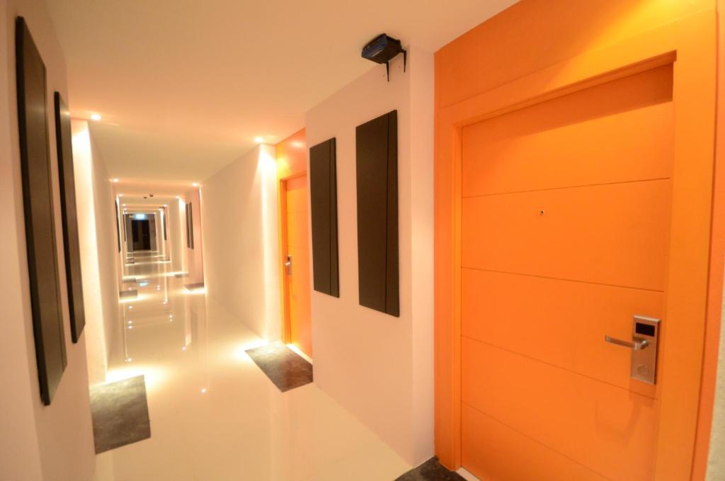 Hub De Leaf @
