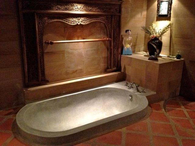 Ed Rock Villa Hotel