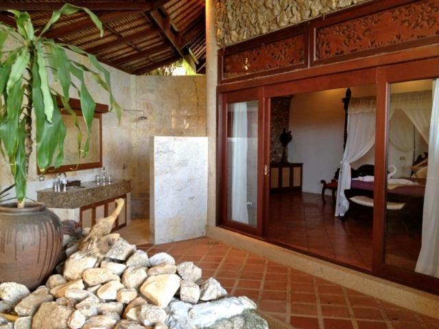 Ed Rock Villa Hotel