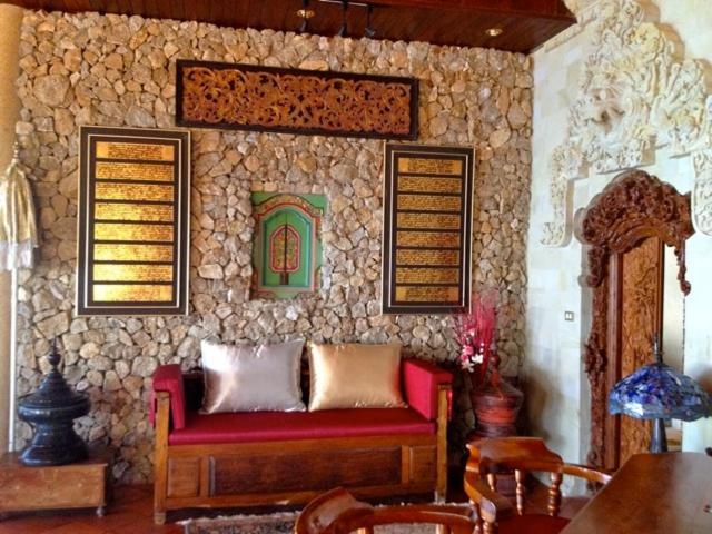 Ed Rock Villa 3*