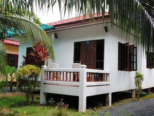 Samui Natien Village