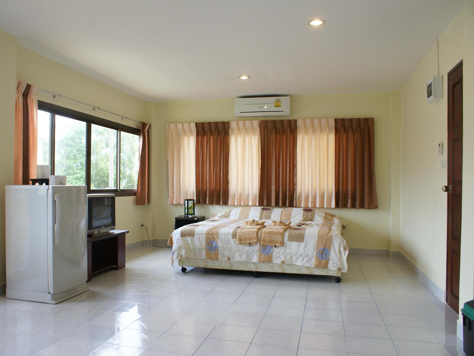 Guest house Laemya 3*