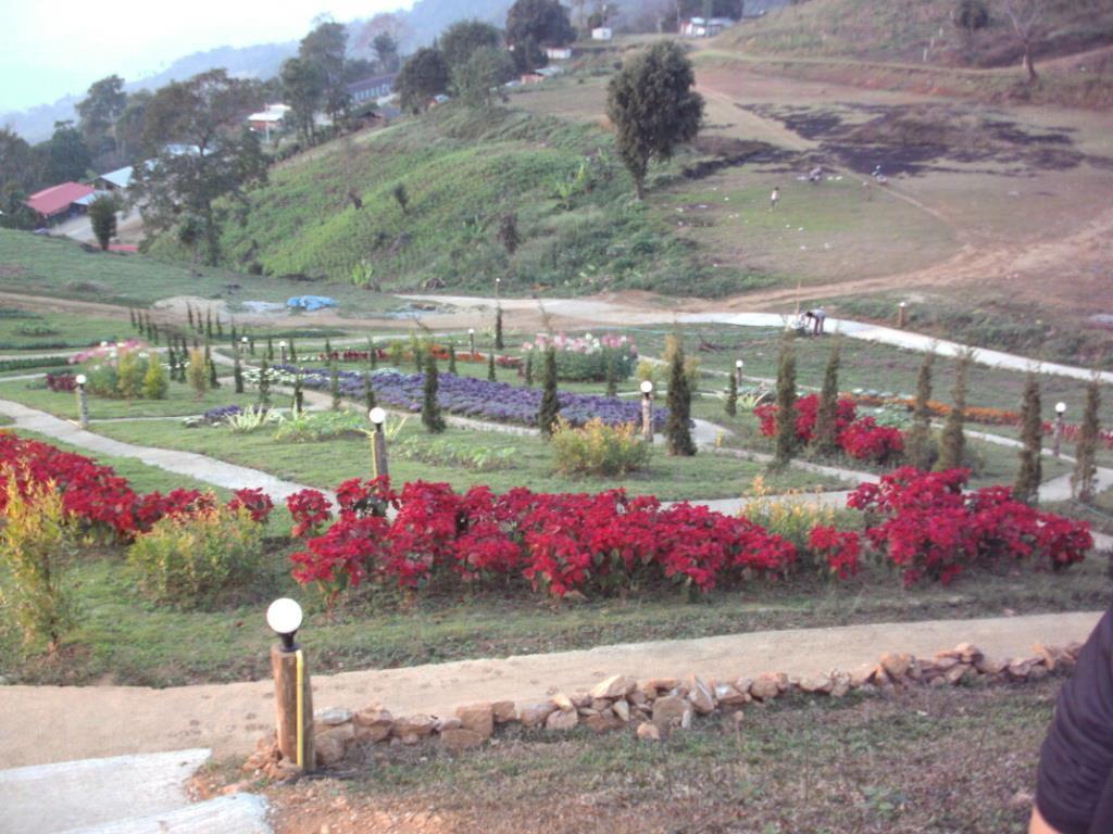 Resort Phu Mok Dok Mai