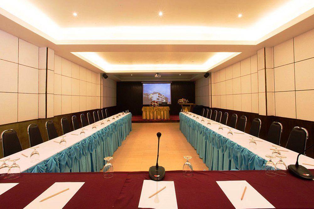 Hotel A 1 3*