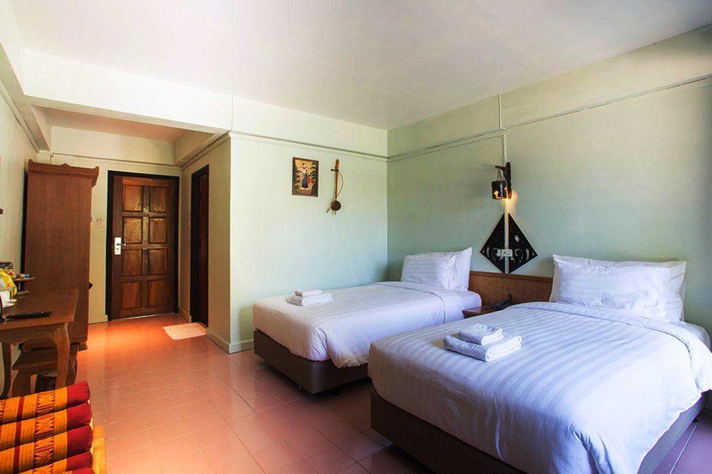 Hotel A 1 3*