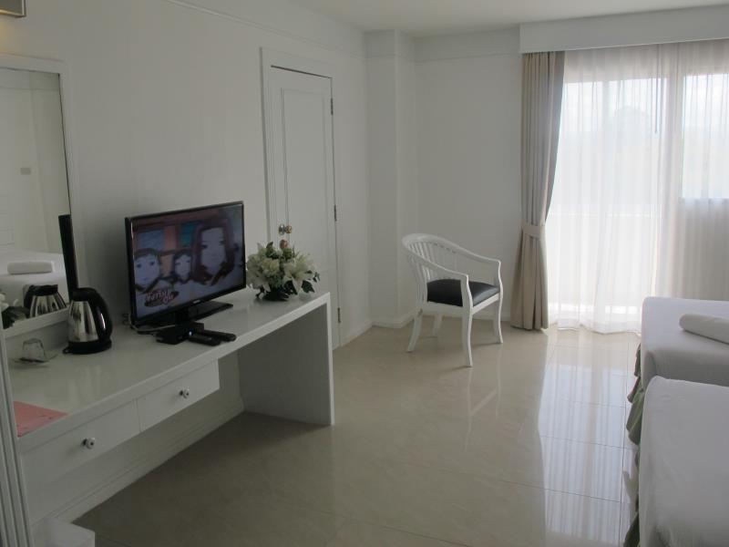 Rajpracha ราชประชา Hotel 3*