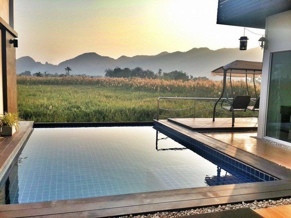 The Vista Pool 4*