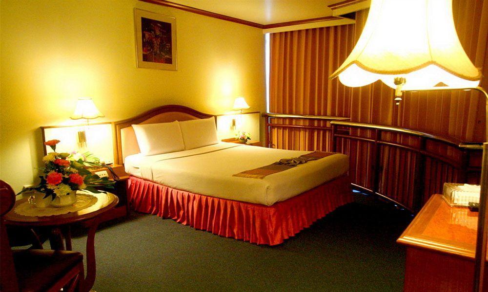 V.l. Hatyai Hotel Hat Yai
