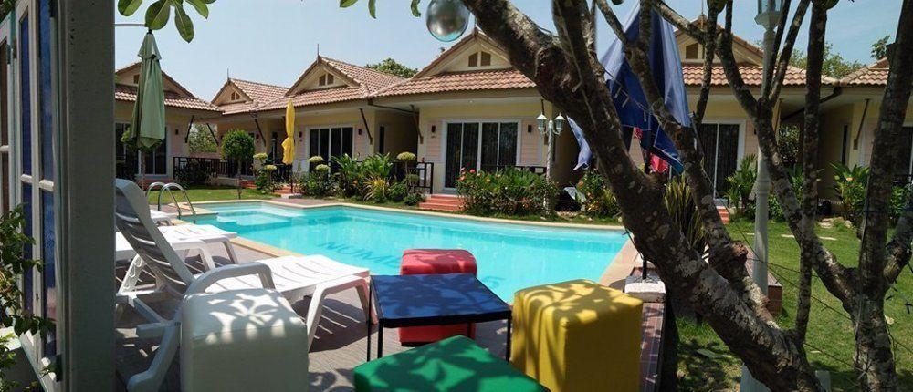 Charm Resort 3*