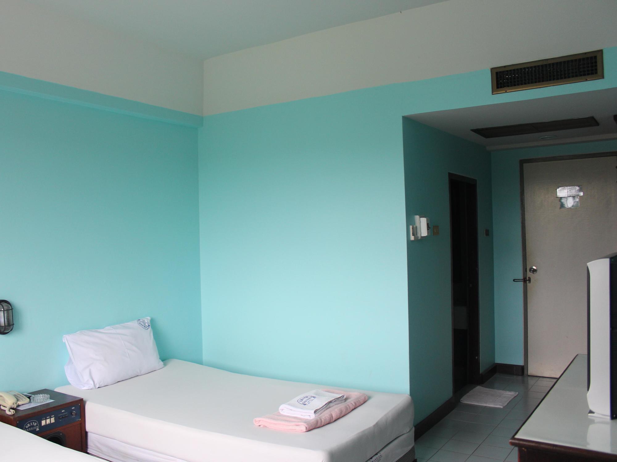 Grand Mansion Hotel