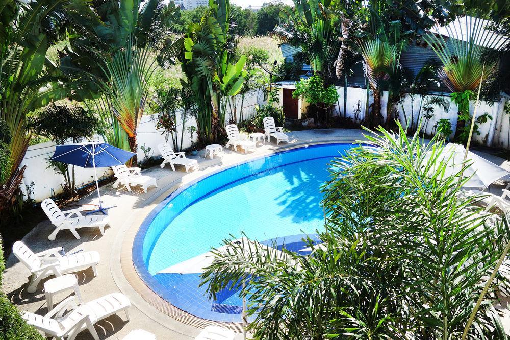 Jungle Resort 3*